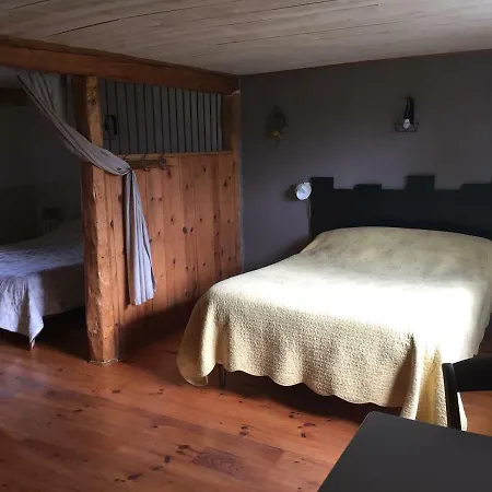 Et Table D'hotes Le Souleilla Couette-café *