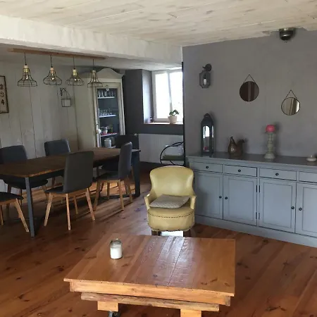 Couette-café Et Table D'hotes Le Souleilla *